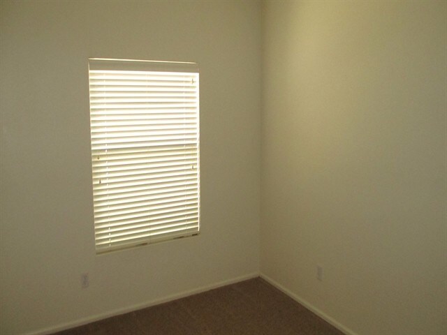 Building Photo - 2567 W Amber Sun Dr