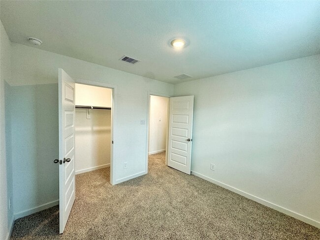 Building Photo - 2814 Lisburn Ter Ln