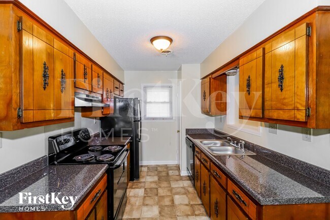 Building Photo - 2786 Dromedary Dr