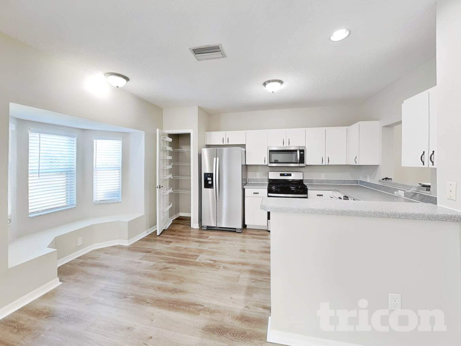 Building Photo - 3919 Day Bridge Pl