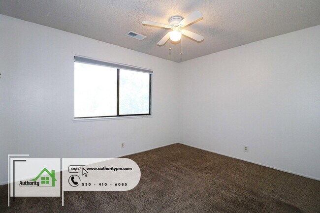 Building Photo - 3867 Apollo St