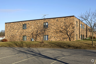 Building Photo - Heritage Cove Apartments