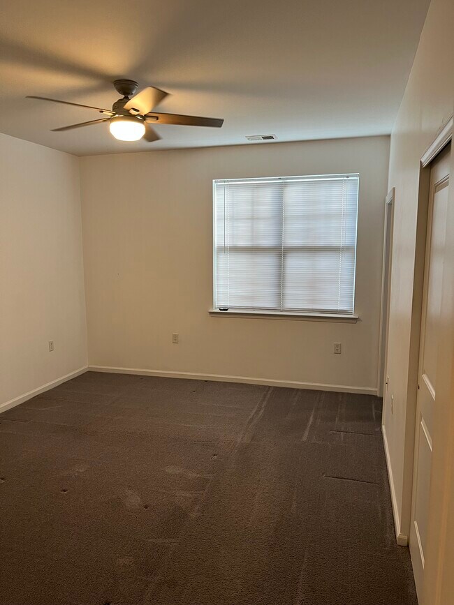 Building Photo - 2424 Chancery Ln