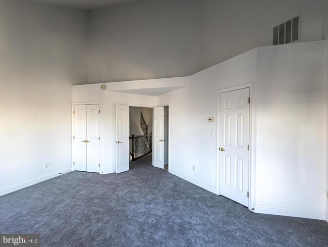 Building Photo - 2175 N Pierce St