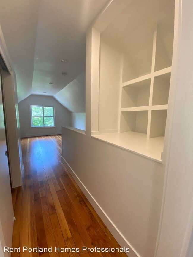 Building Photo - 3 br, 2 bath House - 3106 SW Maricara Street