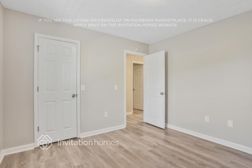 Building Photo - 8336 Ramblin Ct