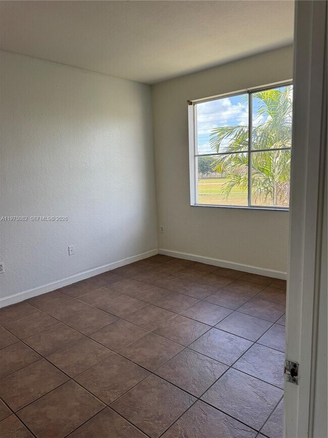 Building Photo - 17660 NW 73rd Ave