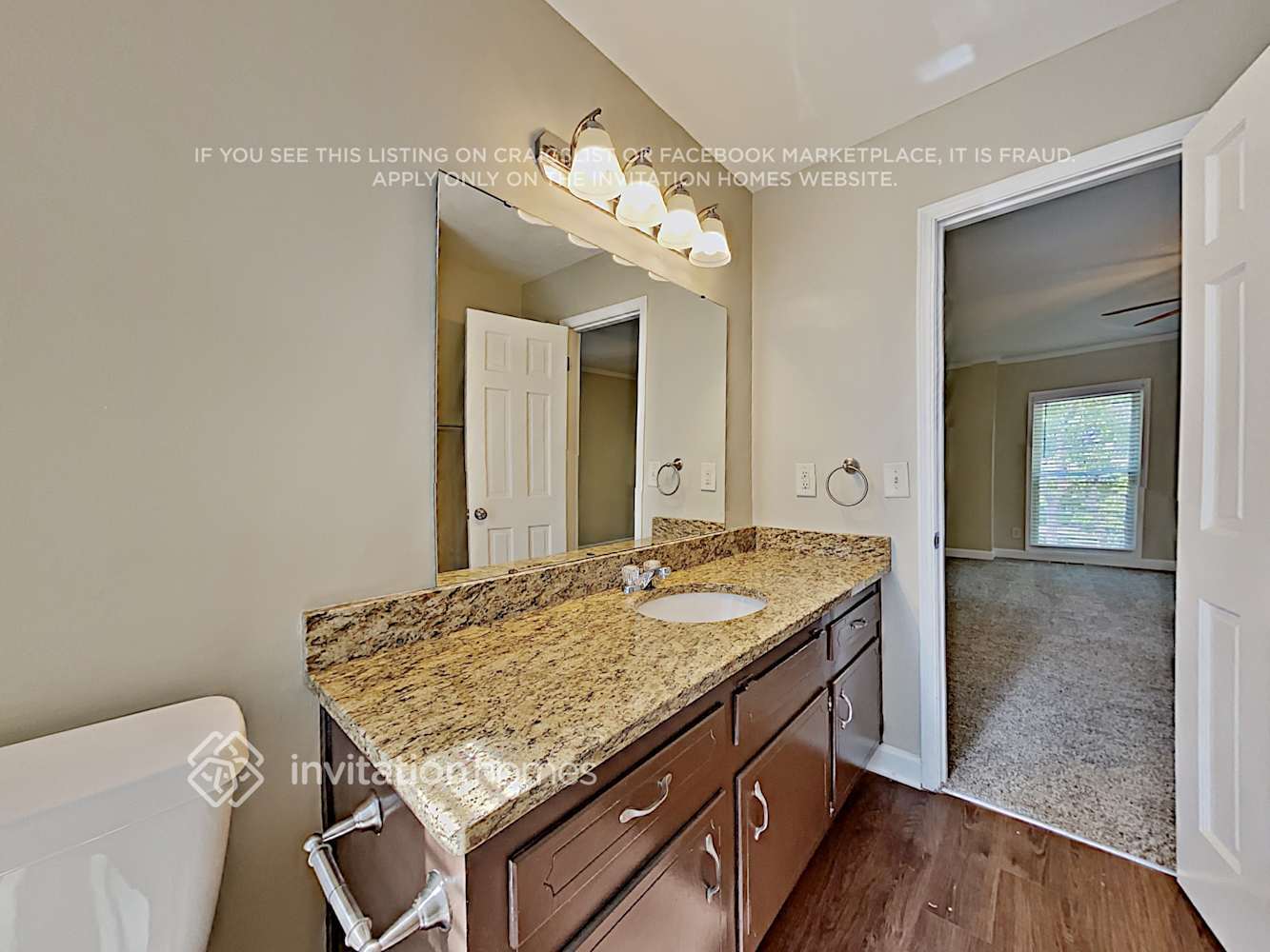 Building Photo - 3245 Creek Dr