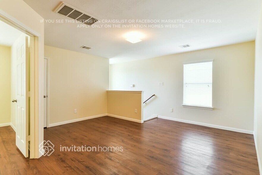 Building Photo - 18802 N Lyford Dr