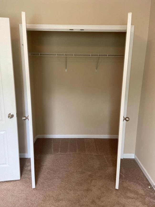 2nd bedroom closet - 1035 Ileagnes Rd