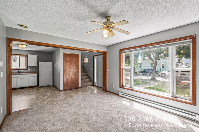 Building Photo - 306 N 23rd Ave