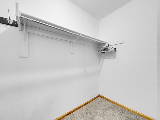 Building Photo - $1,440.95 with $300.00 OFF the FIRST MONTH'S RENT - 2 Bedrooms, 1 Bathroom, Condo in Lakewood wit...