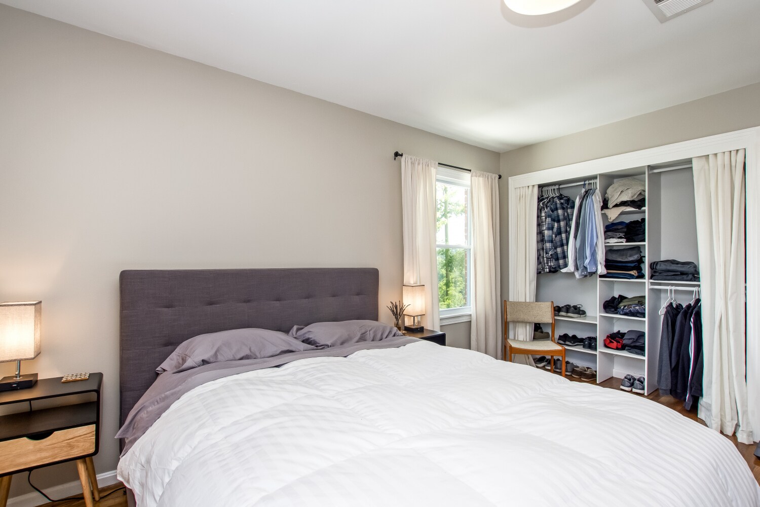 Building Photo - 2158 Brookview Dr