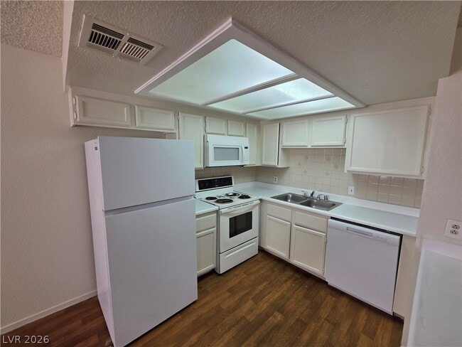 Building Photo - 1104 Pinto Rock Ln