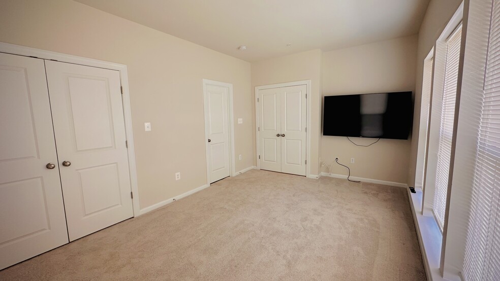 Building Photo - 66 Garden Meadow Pl