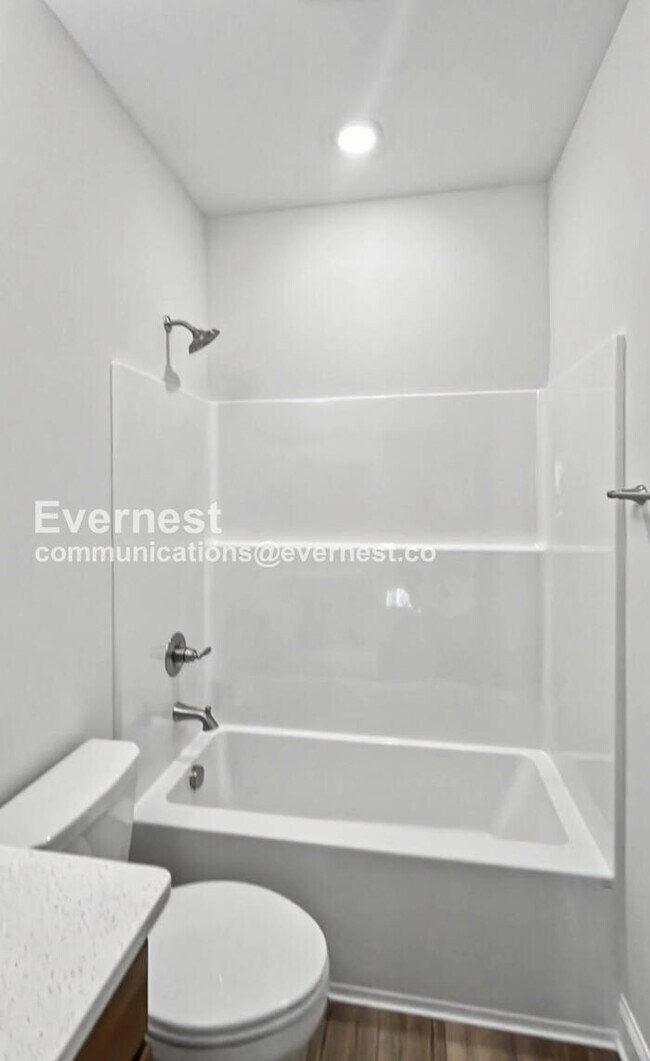 Building Photo - 747 Bespoke Wy