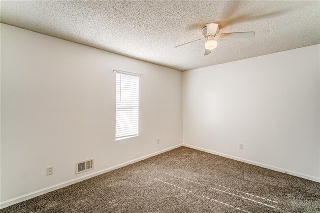 Building Photo - 4355 E Paulding Dr