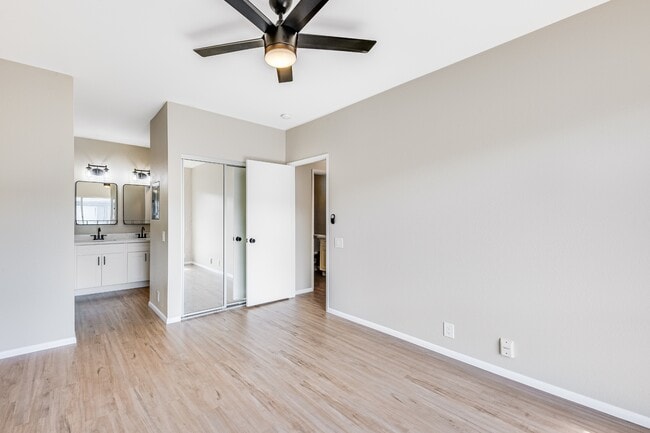 Building Photo - 91-284-284 Hanapouli Cir