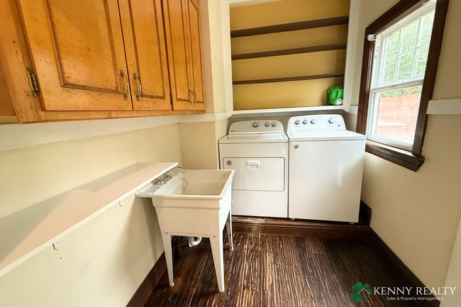 Building Photo - Charming Victorian 3 Bedroom Home in Colma