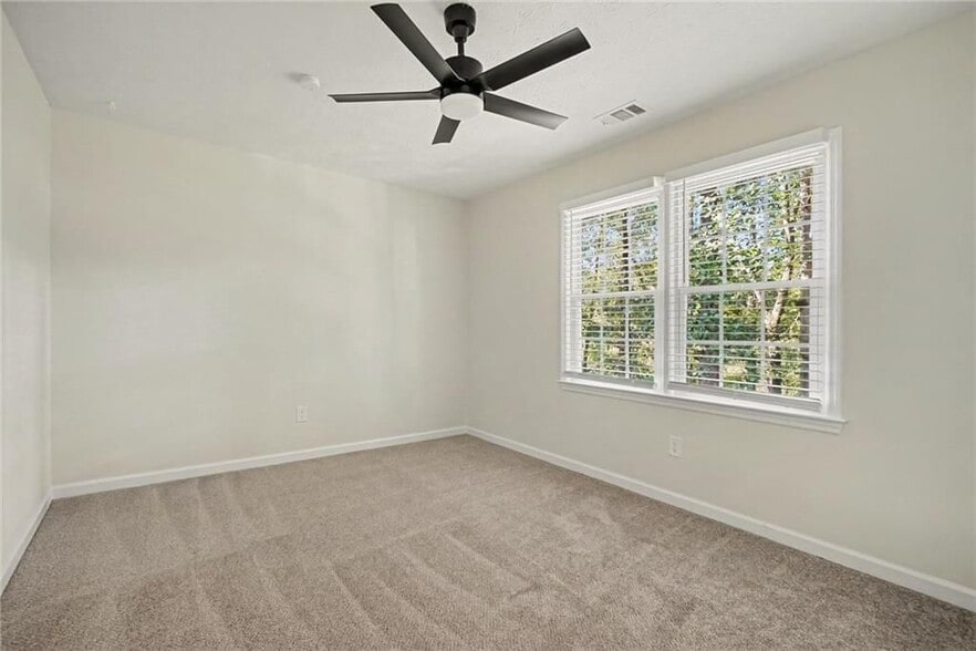 Building Photo - 8541 Birch Hollow Dr