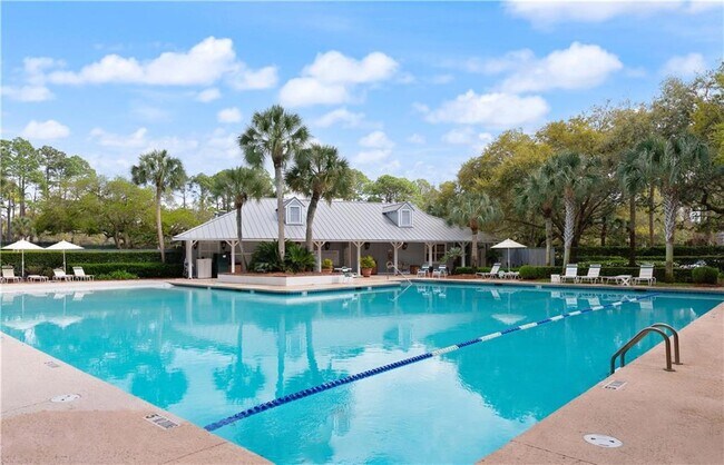 Building Photo - 125 Pine Valley