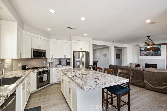 Building Photo - 42911 Del Lago Ct