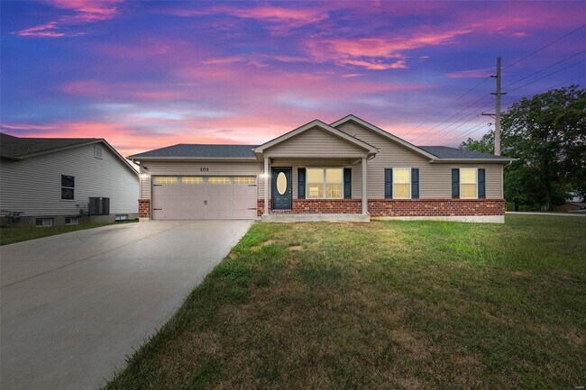 Building Photo - 101 Shadow Pointe Dr