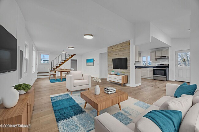 Building Photo - 234 Beach Ave