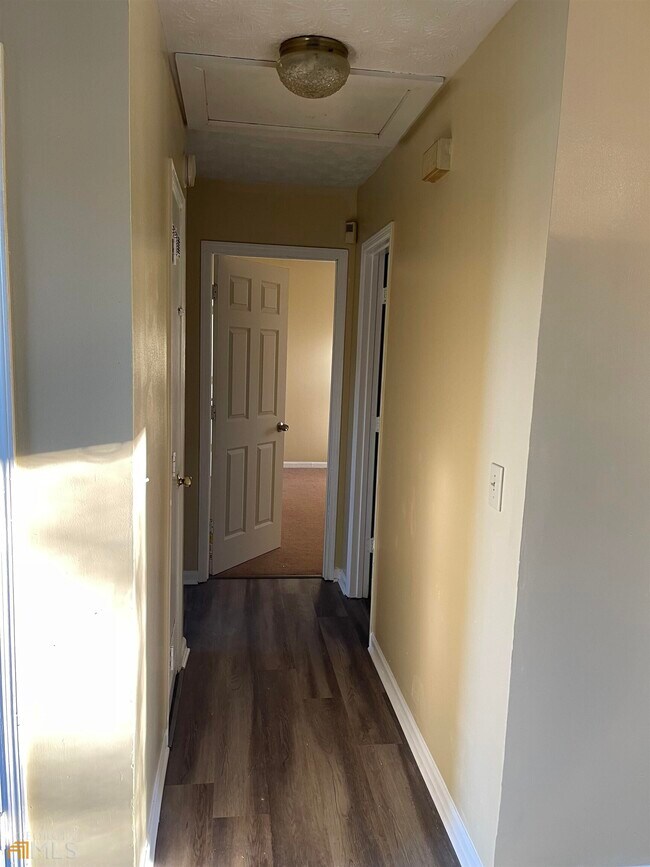 Building Photo - 10399 Briarbay Dr