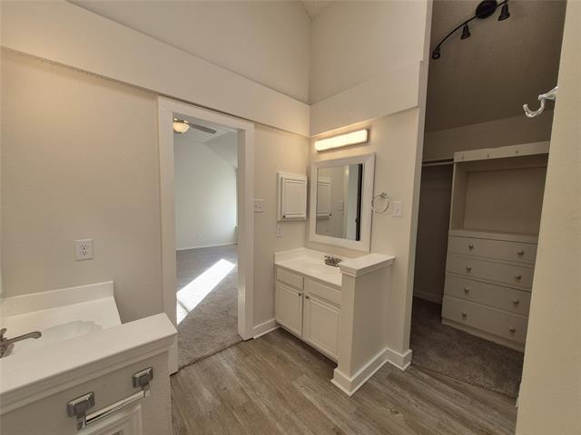 Building Photo - 2305 Rockhill Rd