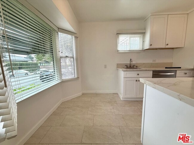 Building Photo - 1157 N Genesee Ave