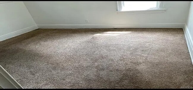 Building Photo - 260 Millicent Ave