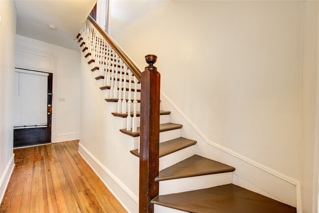 Building Photo - 1619 Avenue N