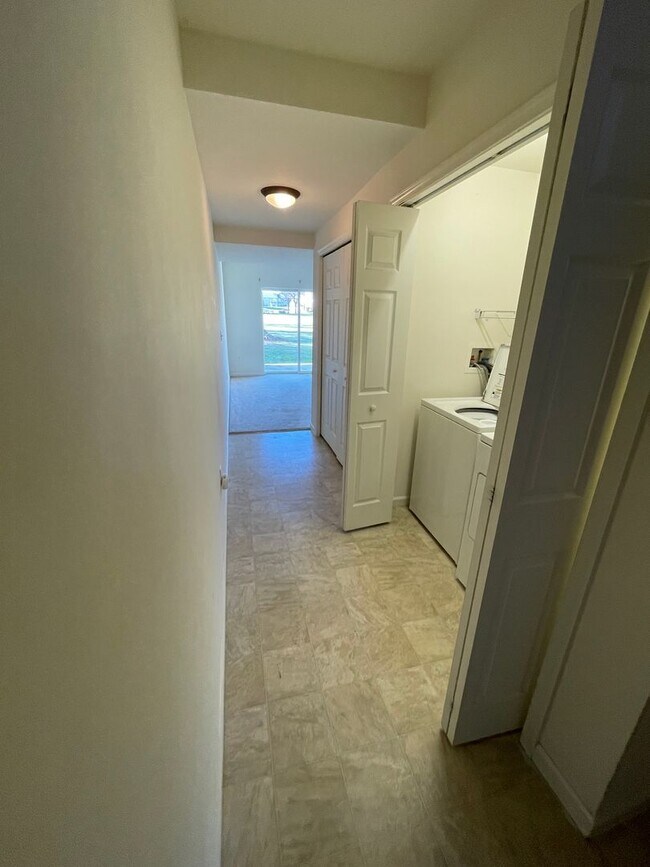 Building Photo - 3 Bed 2 Bath Townhouse in Mountville!