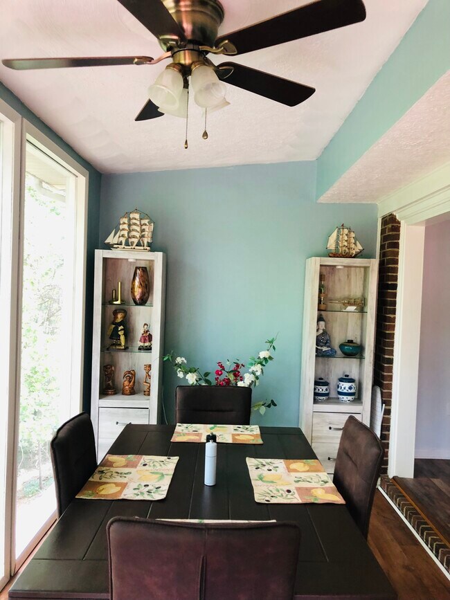 Dining Room - 660 Black Bear Run Rd