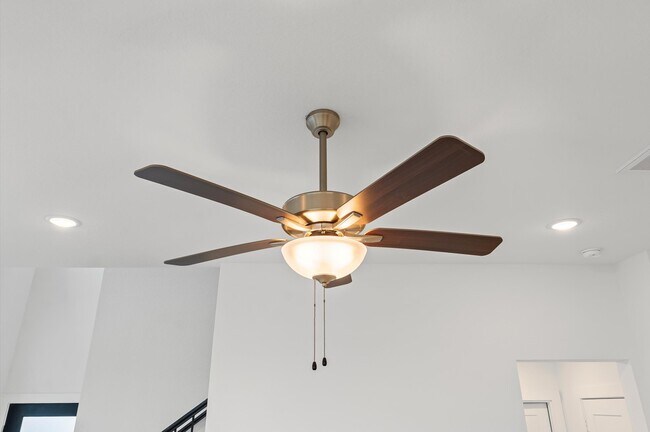 Building Photo - 21234 Black Gap Wildlife Dr