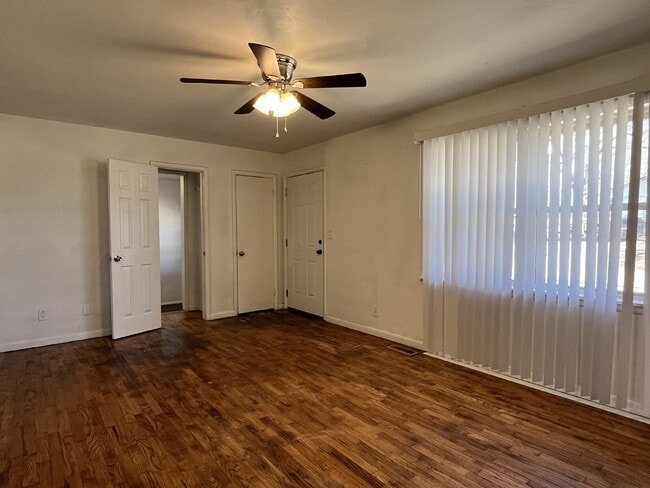 Building Photo - 4-Bedroom Home with Spacious Fenced Yard