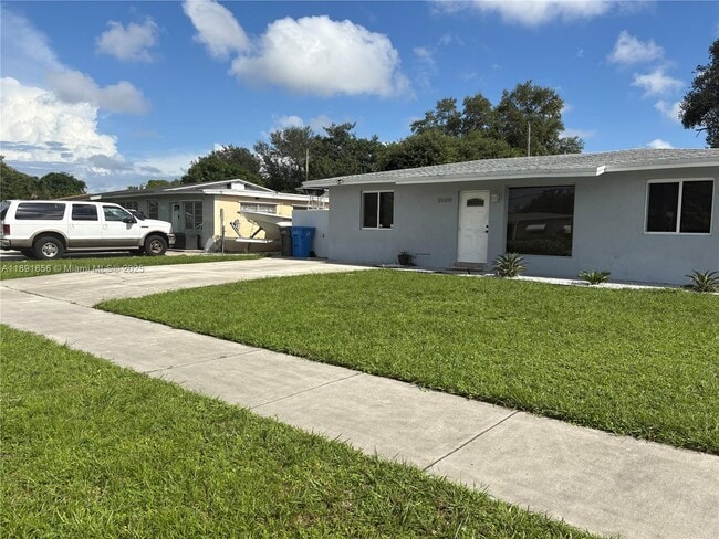 Primary Photo - 3500 SW 36th St