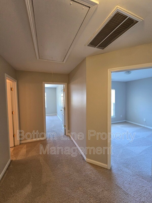 Building Photo - 8630 Carolina Lily Ln