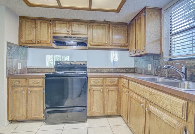 Building Photo - 3560 Ranch to Market Rd 2222