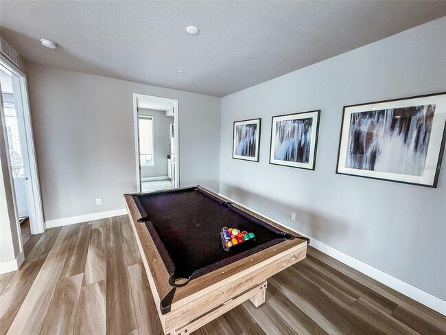 Building Photo - 7760 Sandy Ridge Dr