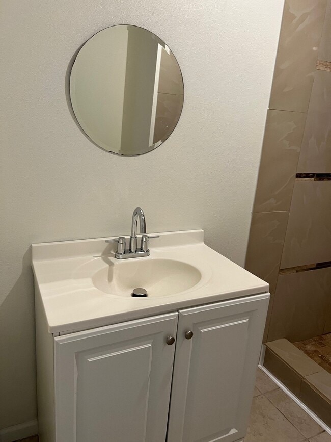 Building Photo - 10134 Kirkglen Dr