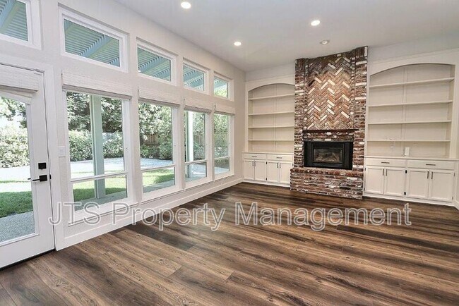 Building Photo - 2696 Prestwick Dr