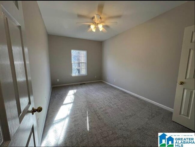 Building Photo - 205 Camellia Dr