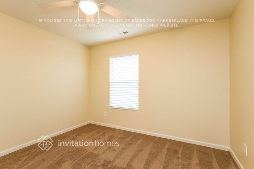 Building Photo - 124 Gilden Way