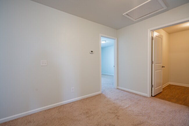 Building Photo - 135 Davila St