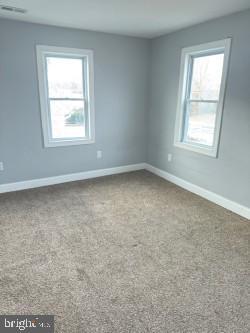 Building Photo - 584 Morton Ave