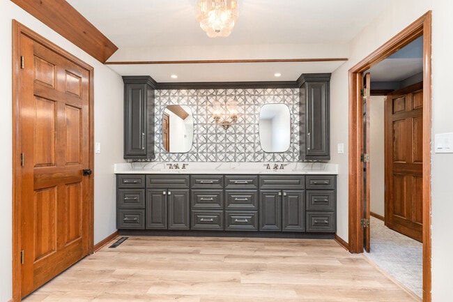 Building Photo - 841 Turnbridge Cir