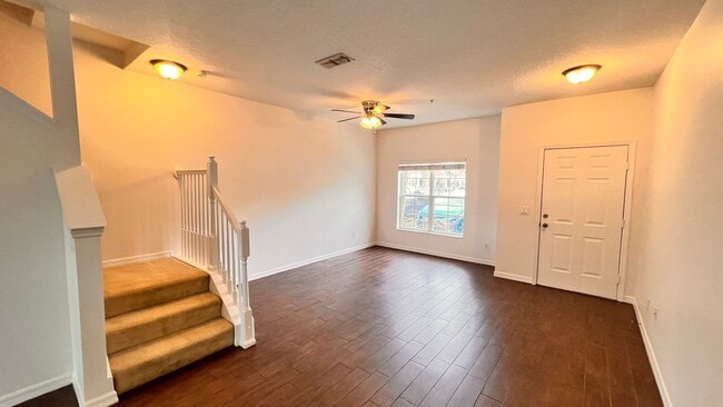 Building Photo - Spectacular 2 Story 2 bed and 2 bath condo at Regent Park!!
