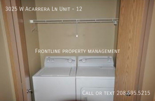 Building Photo - 3025 W Acarrera Ln
